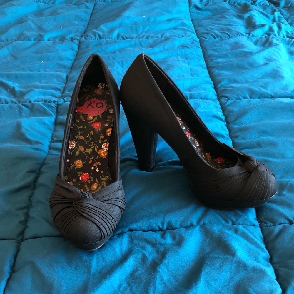 Rocket Dog Pumps Heels Size 7